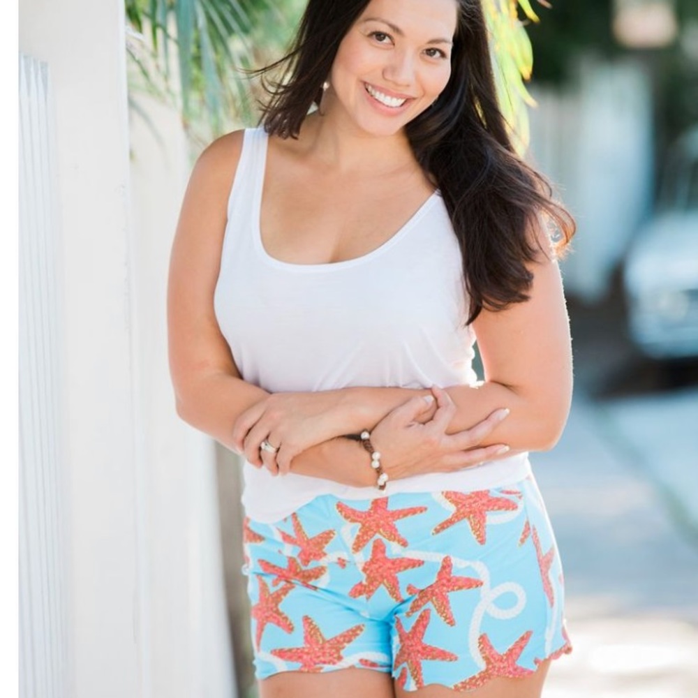 Scalloped Hem Starfish Print Shorts